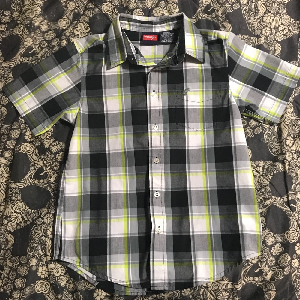 Boys Wrangler button down shirt